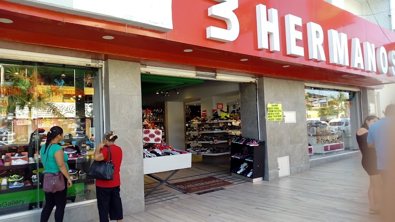 Zapatería 3 Hermanos - Imagen 1