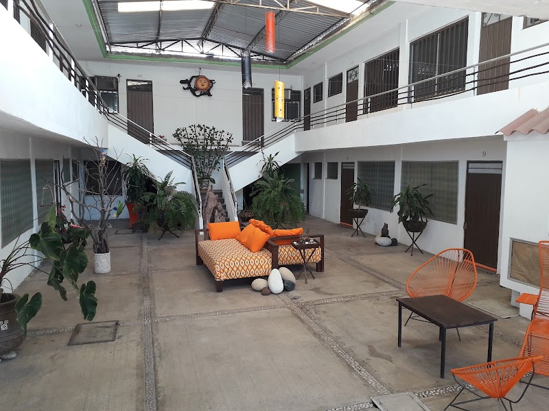 HOTEL MILTON - Imagen 1