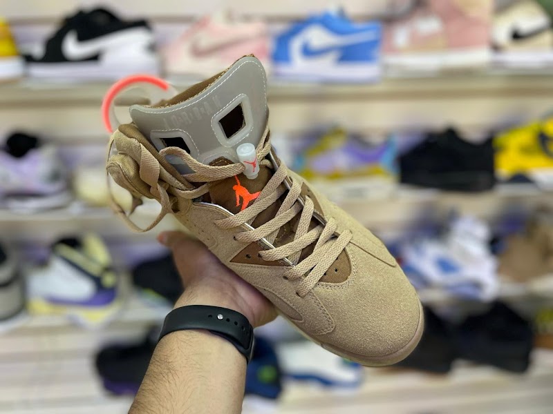 SneakersAV LZC - Imagen 1