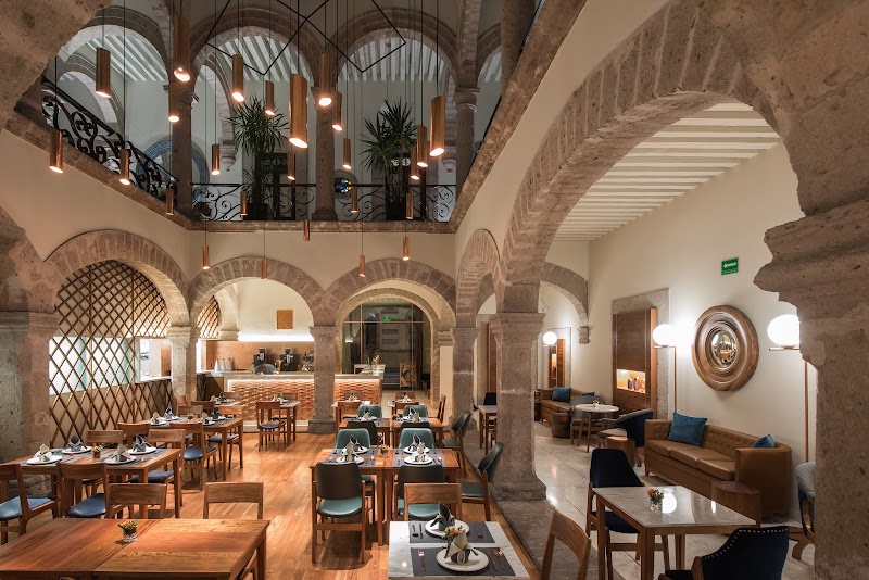 CASA OFELIA 94 Brasserie Mexicano - Imagen 1