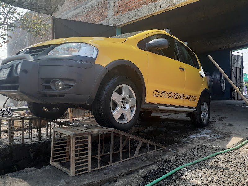 AUTOLAVADO Y TALLER MECANICO CANARIO - Imagen 1