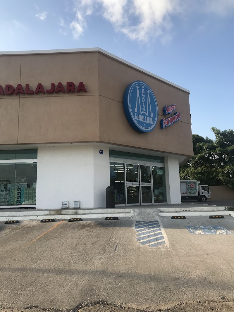 Farmacia Guadalajara - Imagen 1