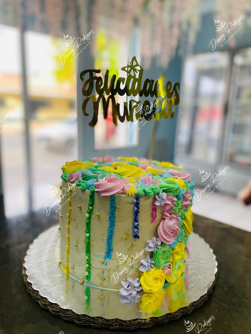 Pastelería Dianey Rodriguez Mi Tienda de Pasteles sucursal Guacamayas