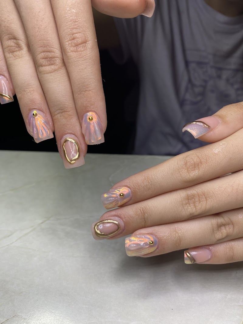 RyR studio nails