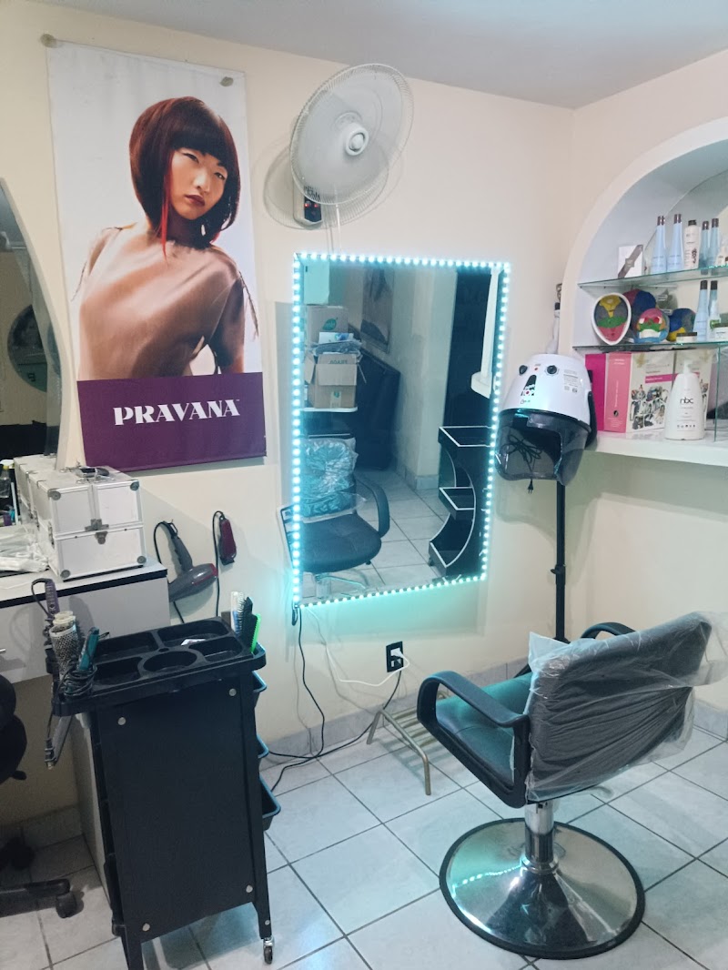 Brandon's Salón - Imagen 1